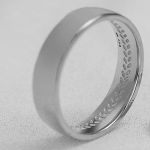Beau Weaved Band In White Gold