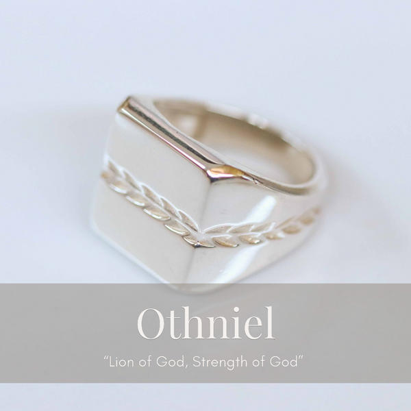 Othniel Woven Signet Ring In Silver
