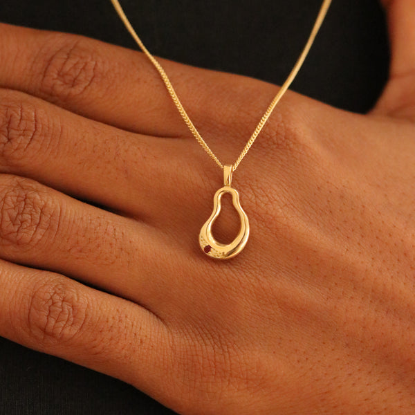 The Garnet Devotion Pendant