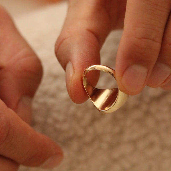The Dominion – Rounded Square Signature Ring In 9ct Yellow Gold