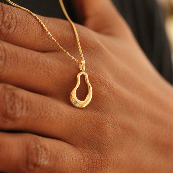 The Aquamarine Serenity Pendant