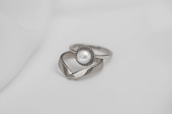 Jovie Fold-Over Band In Silver