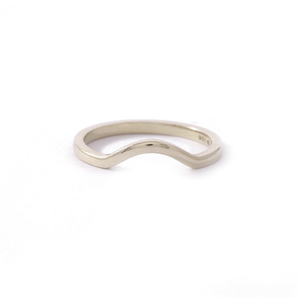 Curved Wedding band In 9ct White Gold