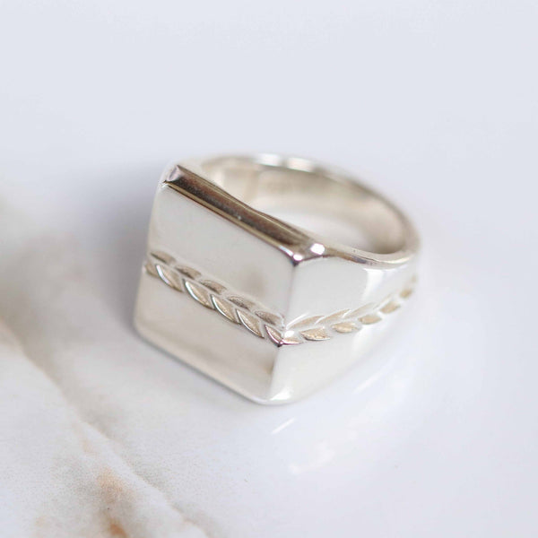 Othniel Woven Signet Ring In Silver