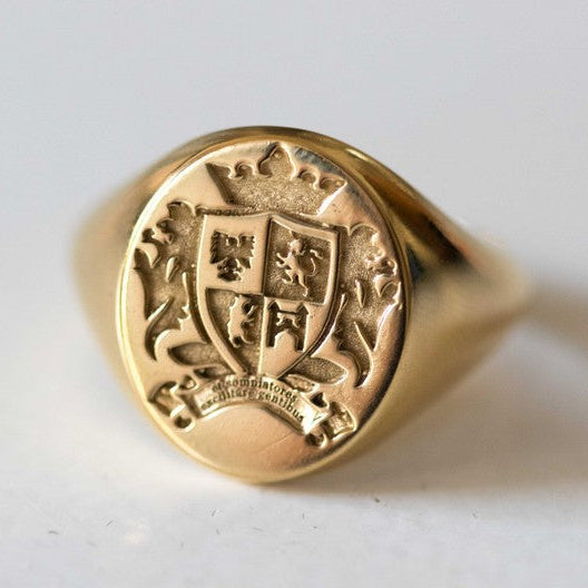 The Legacy – Large Oval Signature Ring In 9ct Yellow Gold