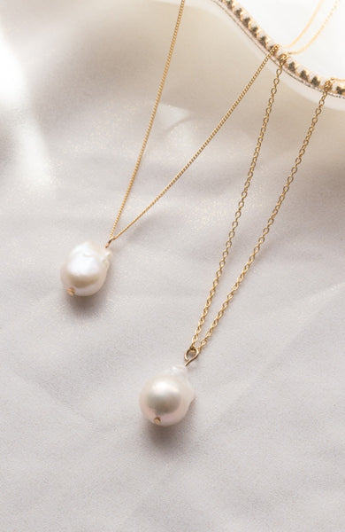Small Pearl of a Great Price Pendant In Gold